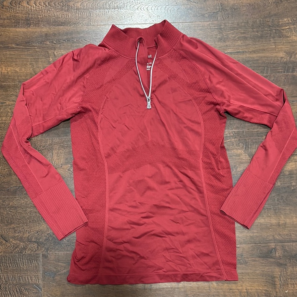 Anique women’s 1/4 zip top